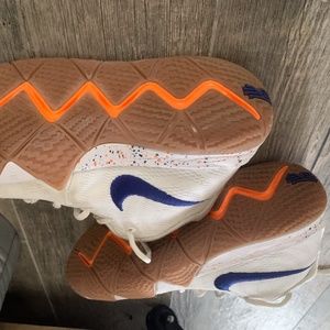 Nike Kyrie 4
